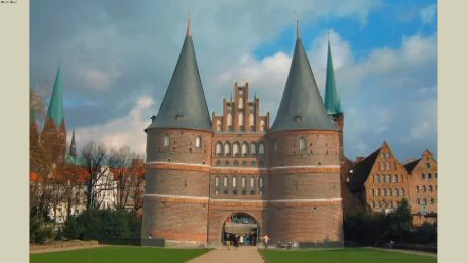 Holstentor Lübeck - plus