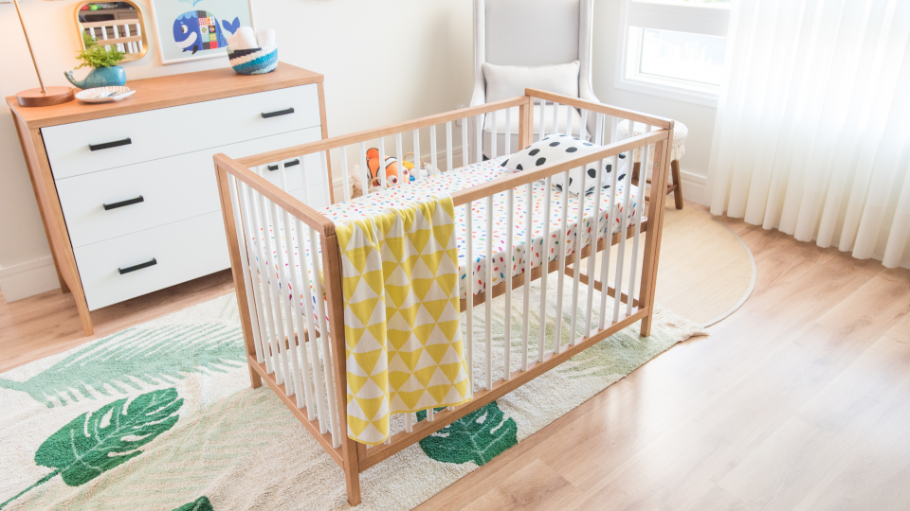 Berço Cama Denver - Avelã com Branco