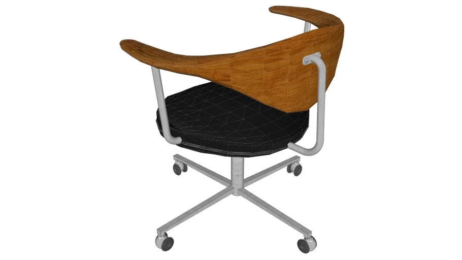 Wegner Swivel chair