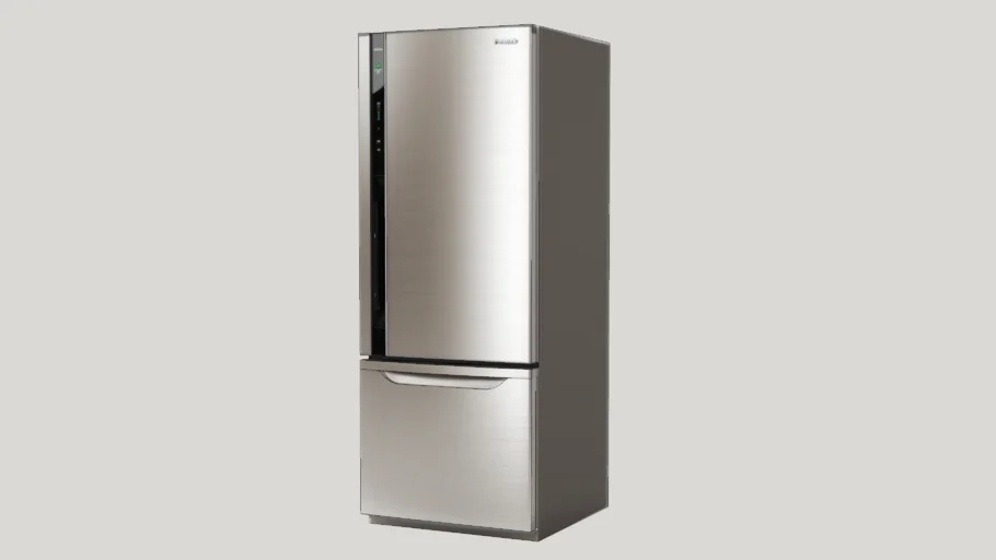 refrigerator Panasonic 675x708x1764(mm)
