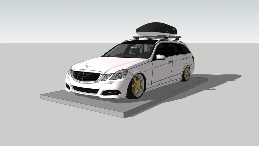 Mercedes Benz E-Class S212 Wagon Stance