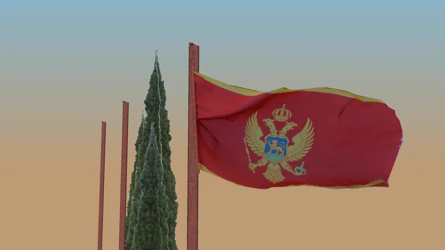 Zastava i zelenilo pored škole u Nudolu- Crna Gora